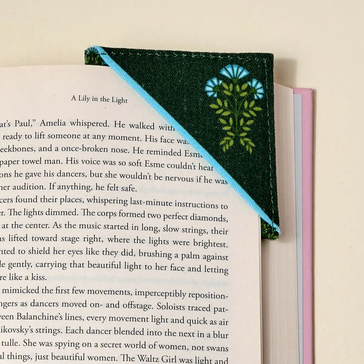 Everbloom Corner Keeper Fabric Bookmark