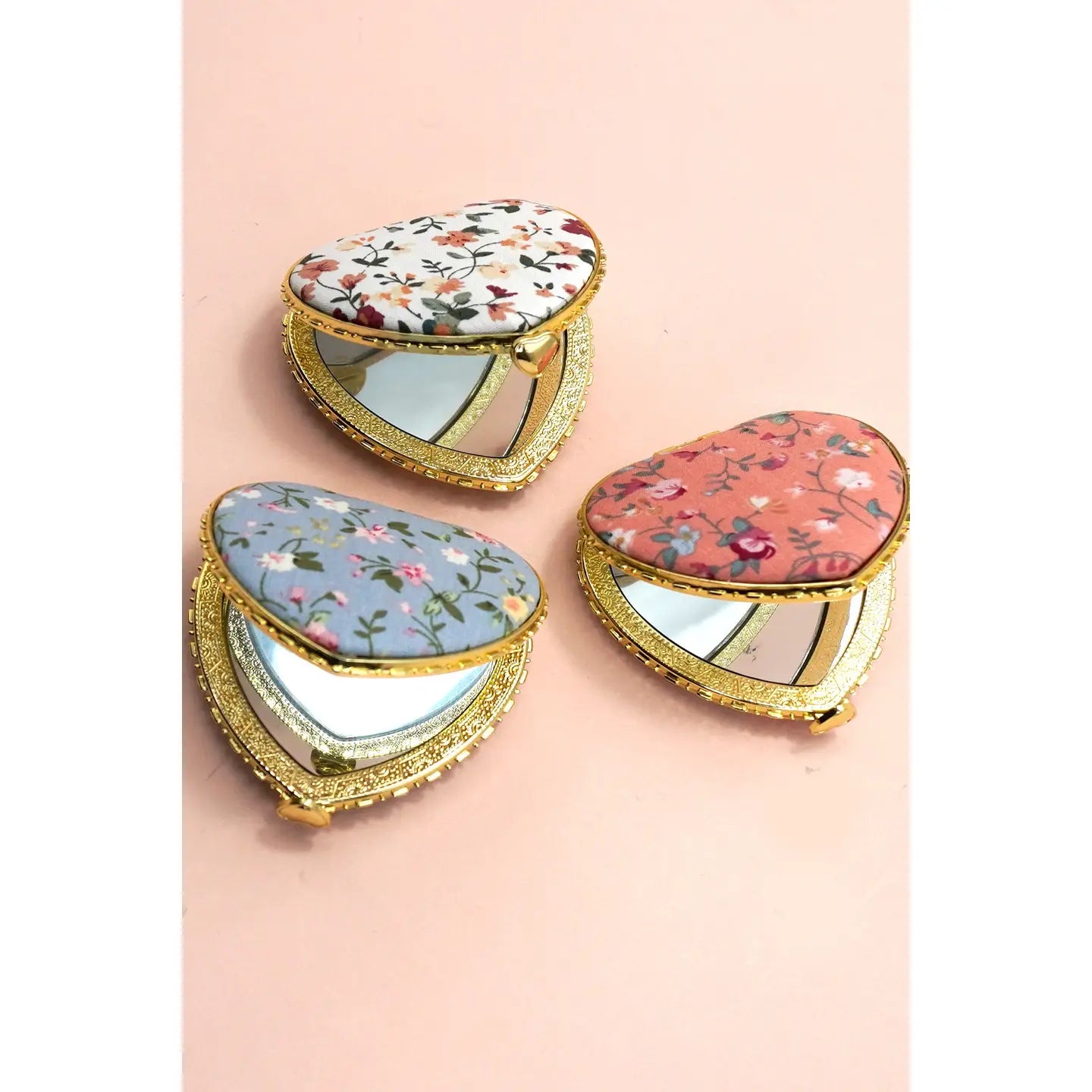 HANDHELD FLORAL MIRROR