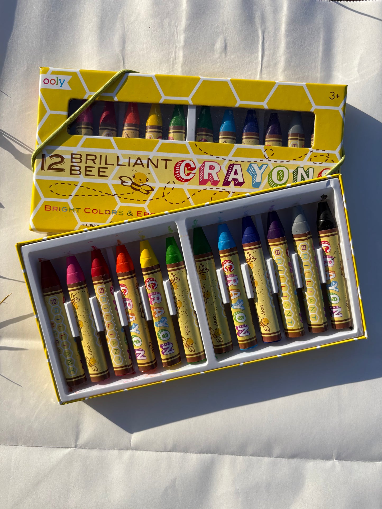 Brilliant Bees Crayon Set