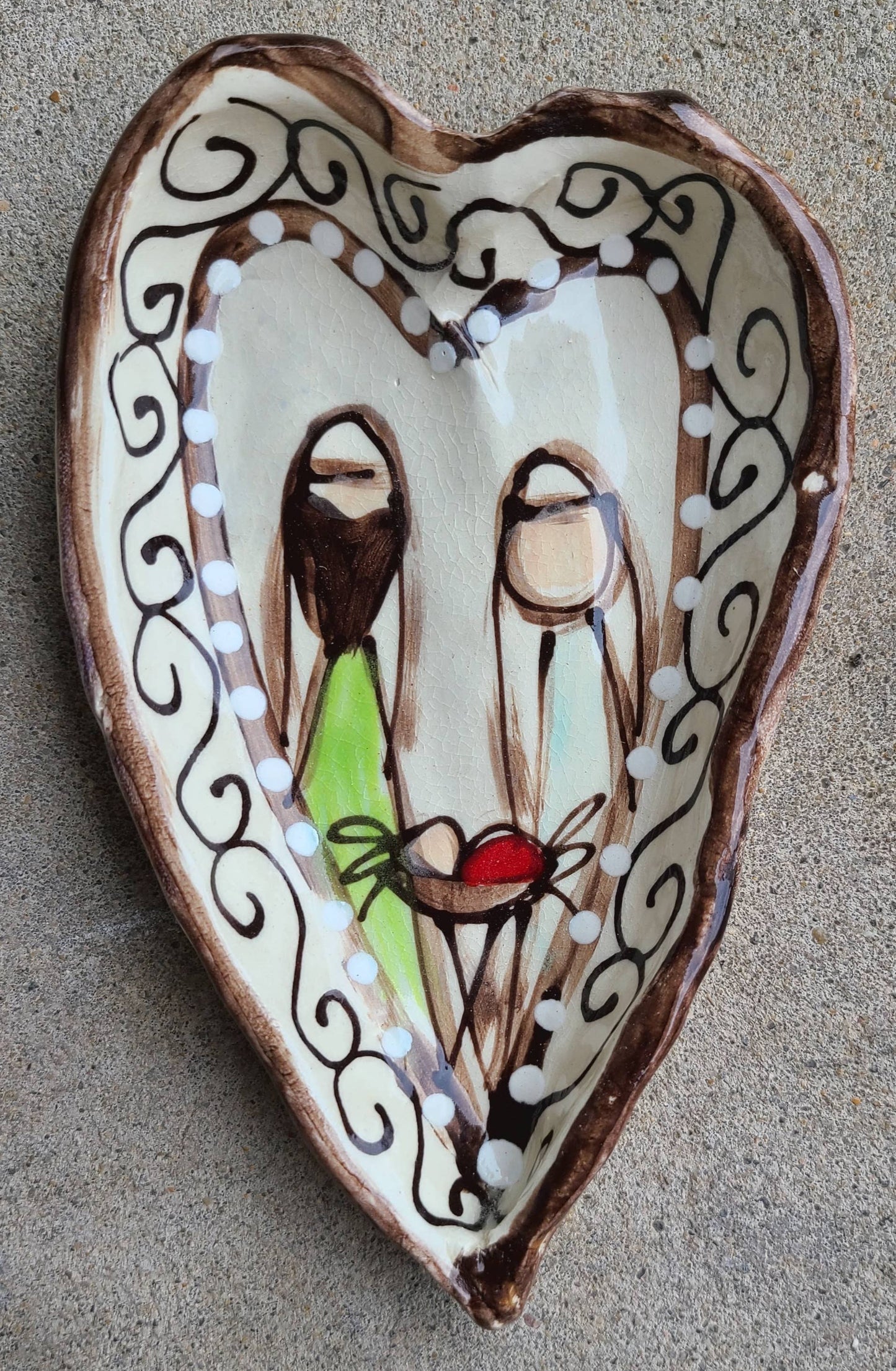 Swirl Nativity Pinch Heart