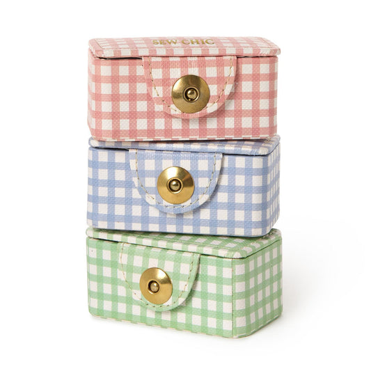 Sew Chic Gingham Sewing Kit