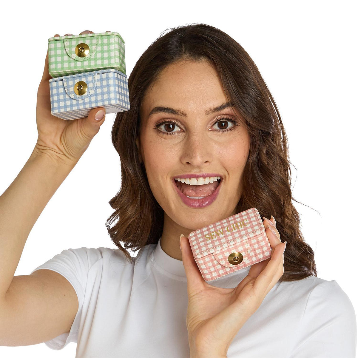 Sew Chic Gingham Sewing Kit