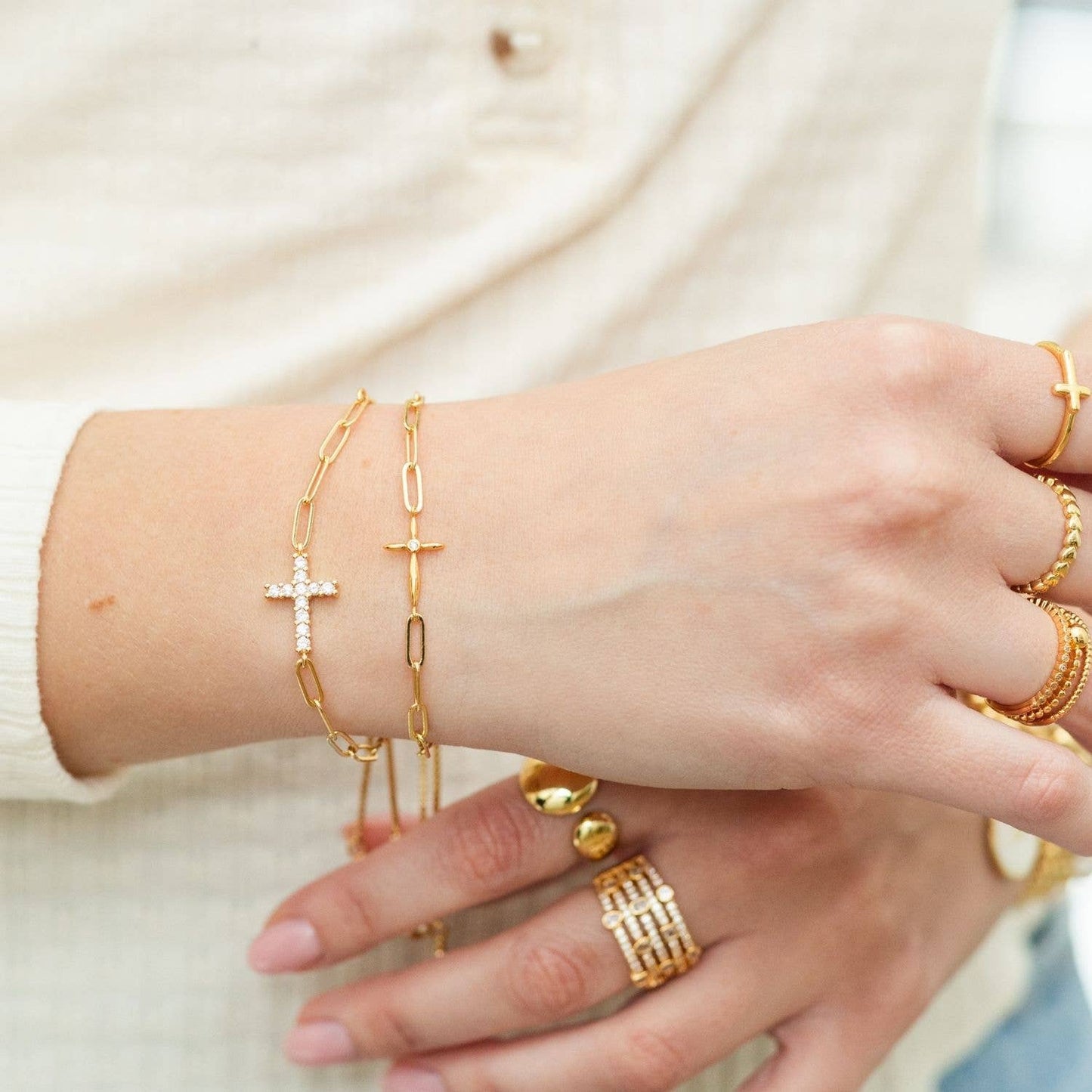 Delicate Cross Pulley Bracelet