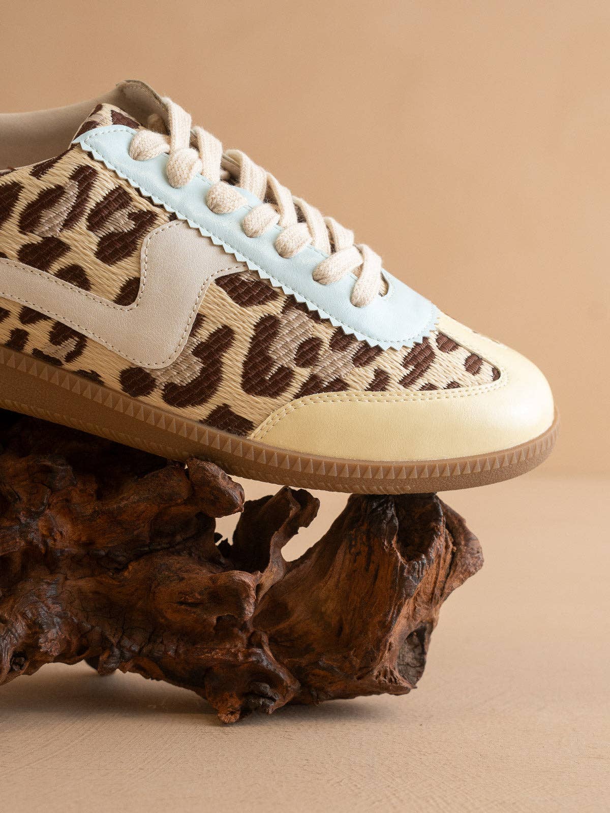 Kyla Classic Low Top Sneakers | Women's Everyday Lace-Up Sneakers