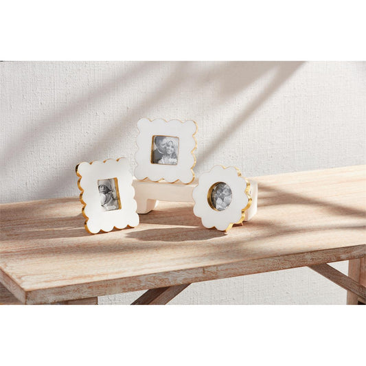 Scalloped Marble Frame