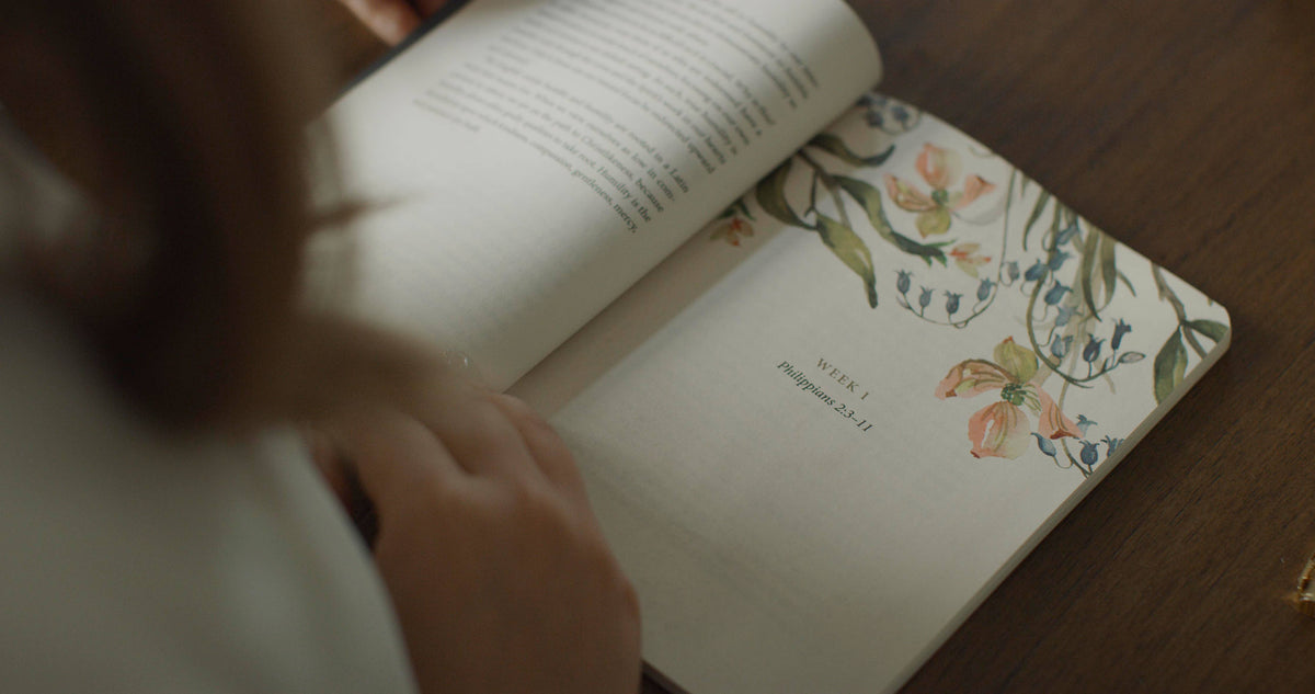 ESV Prayer Journal: 30 Days on Humility