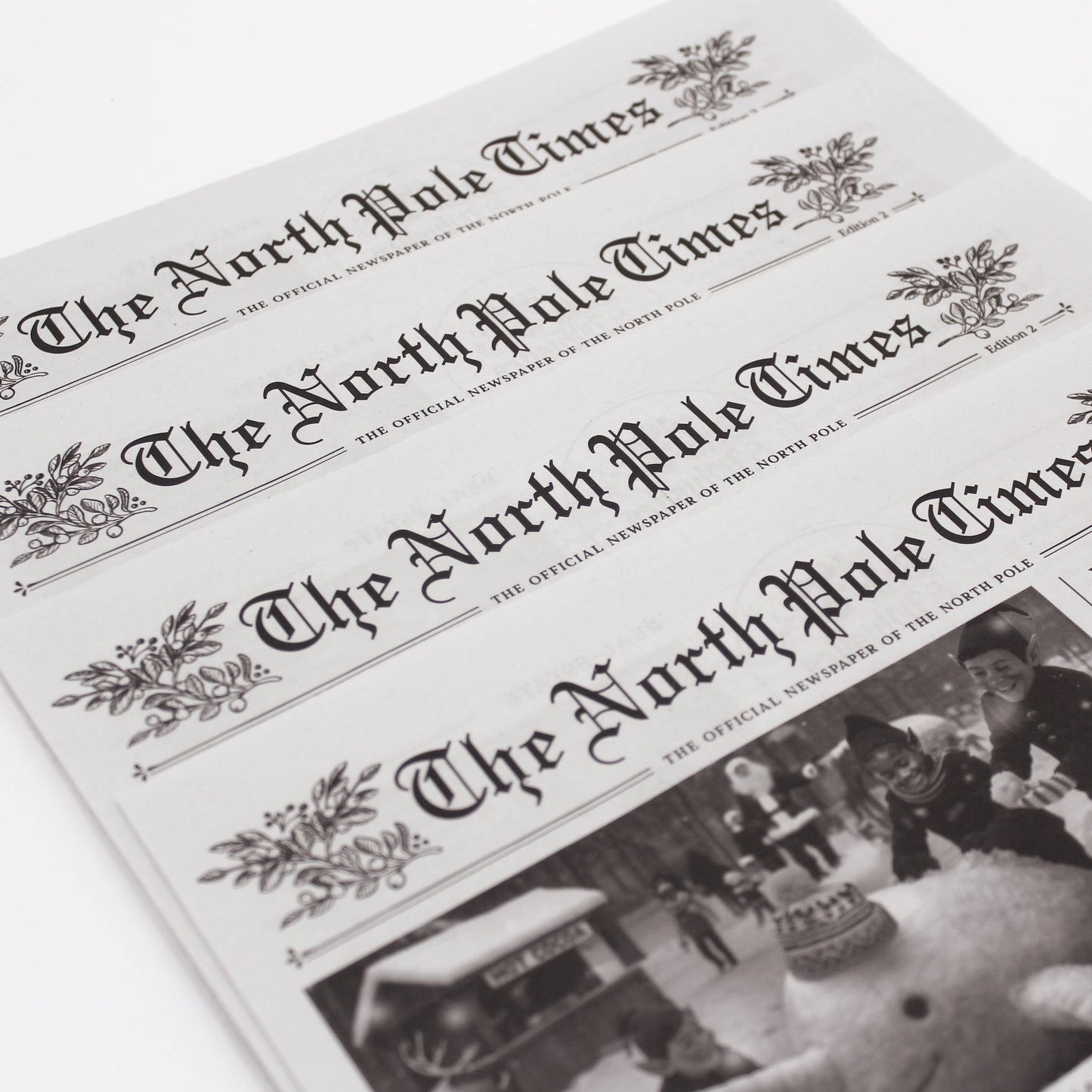 4pk North Pole Times Edition 2 - Newspaper and Gift Wrap