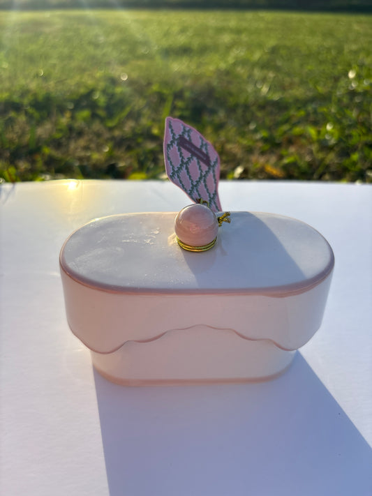 Yuzu Woods Candle in Cherie Ceramic Dish