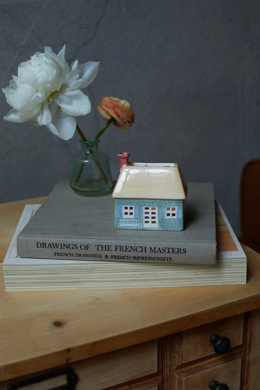 English Cottage Incense & Tea Light House