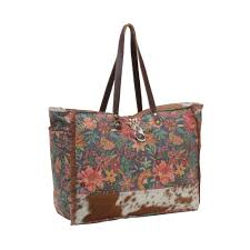 Chic Floral Weekender Bag