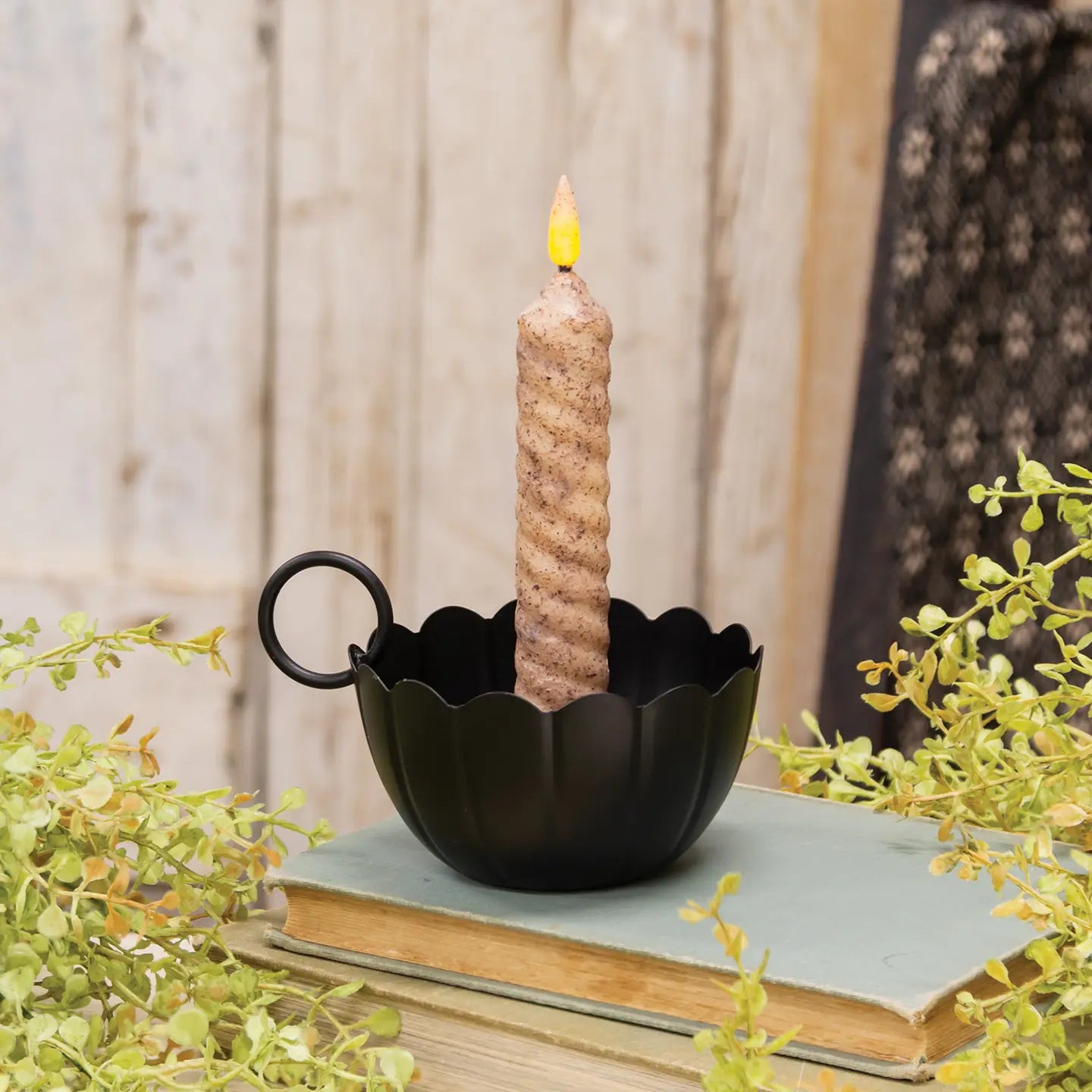 Black Lotus Taper Holder