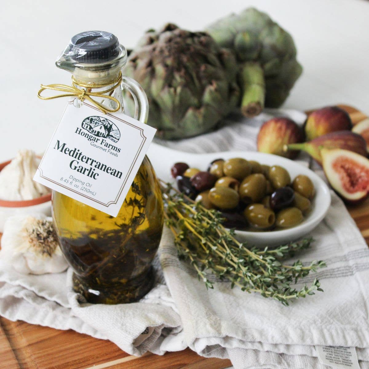 Mediterranean Garlic EVOO Blend – Infused Oil (250mL Cruet)